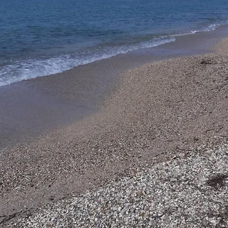 Sea Breeze Coastal House-in Almyros Beach Acharavi (Corfu)