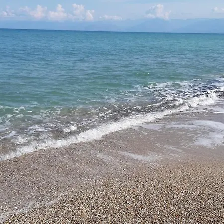 Sea Breeze Coastal House-in Almyros Beach