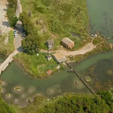 Villa Sea Breeze Coastal House-in Almyros Beach Acharavi (Corfu)
