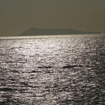 Villa Sea Breeze Coastal House-in Almyros Beach *